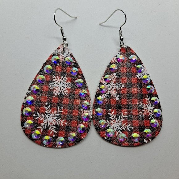 Christmas Earrings Tear Drop Buffalo Plaid Snowflake Bling Faux Leather Red Hook - Picture 1 of 5